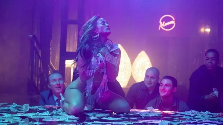 La actriz y cantante Jennifer L&oacute;pez en la pel&iacute;cula &ldquo;Hustlers&rdquo;. LORENE SCAFARIA