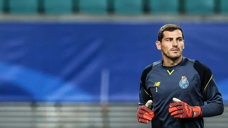 Iker Casillas, en un cotejo pasado. EFE