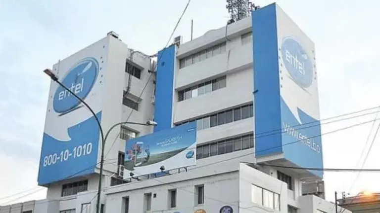 Instalaciones de ENTEL en Cochabamba. ARCHIVO