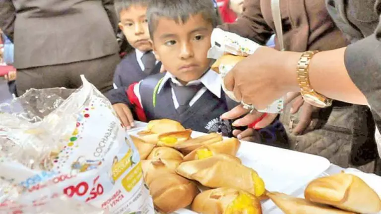 Imagen referencial de algunos productos del desayuno escolar. Archivo