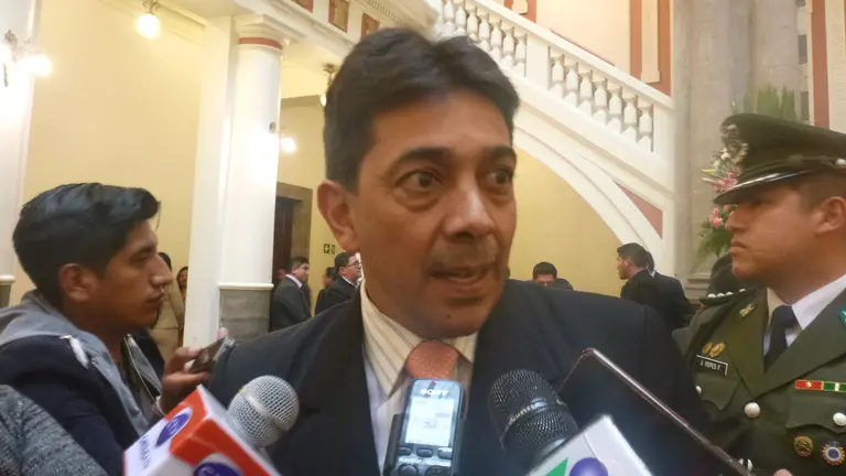 El ministro de Hidrocarburos, V&iacute;ctor Hugo Zamora. PETER LUNA