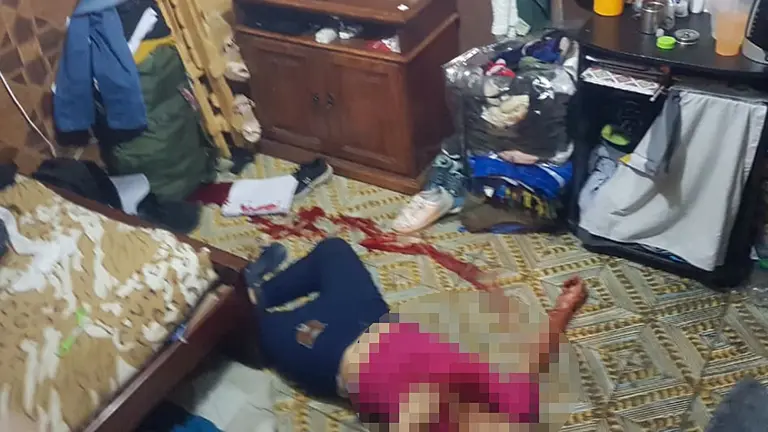 El cuerpo de Lorena en su habitaci&oacute;n. FELCV