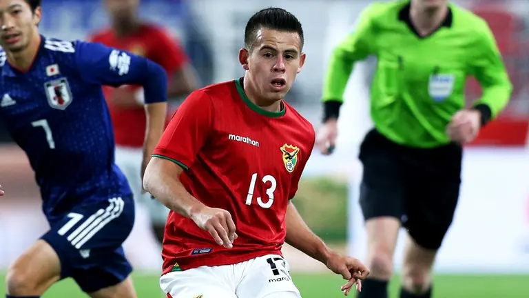 Henry Vaca, en un partido con la Selecci&oacute;n Nacional. ARCHIVO.