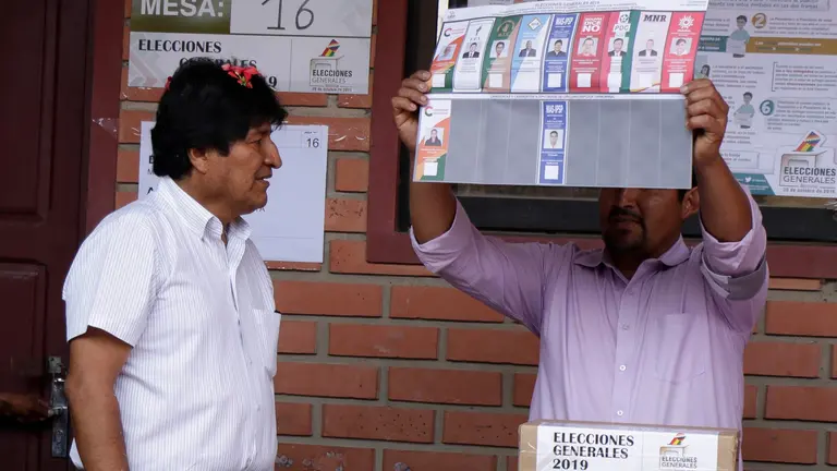 El expresidente Evo Morales en la votaci&oacute;n de octubre.