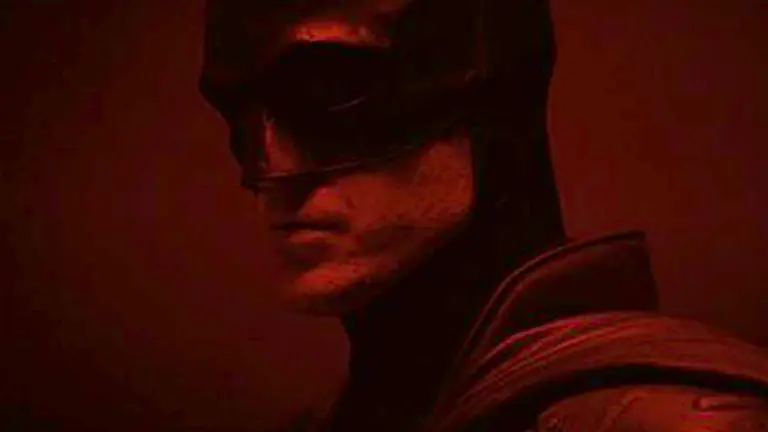 El cineasta Matt Reeves adelant&oacute; las primeras im&aacute;genes de Robert Pattinson como Batman
