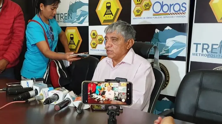Iv&aacute;n Arias, ministro de Obras P&uacute;blicas. ABI