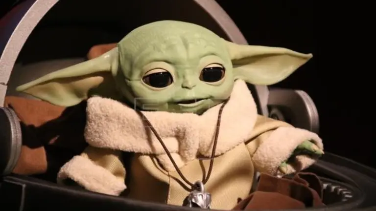 Juguete de Baby Yoda. EFE