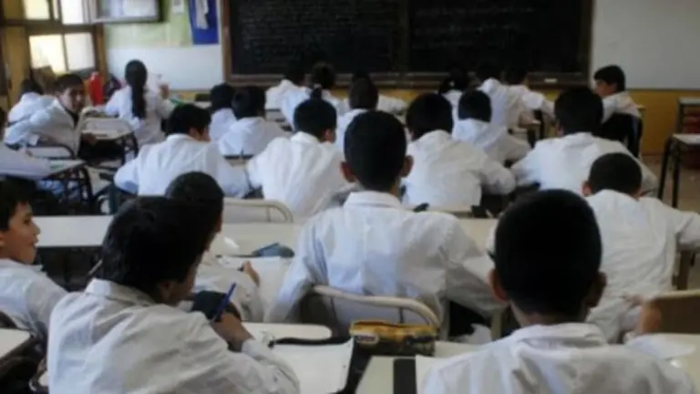 Alumnos pasando clases. Archivo.