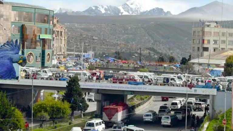 Una vista general de la Seja en  la ciudad de El Alto.