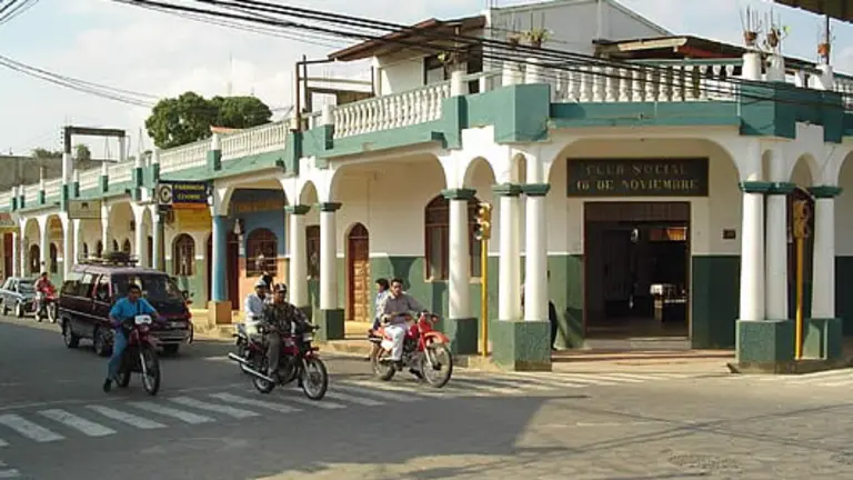 Una calle de Trinidad en Beni.