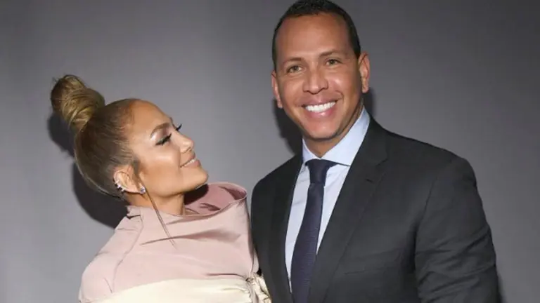 Jennifer López, y su novio, el exjugador de Grandes Ligas Alex Rodríguez. cortesía 