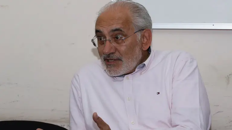 El expresidente Carlos Mesa, durante una conferencia de prensa. (ARCHIVO)