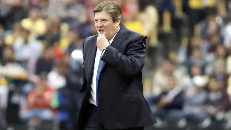 Miguel Herrera, entrenador de las Águilas del América. EFE
