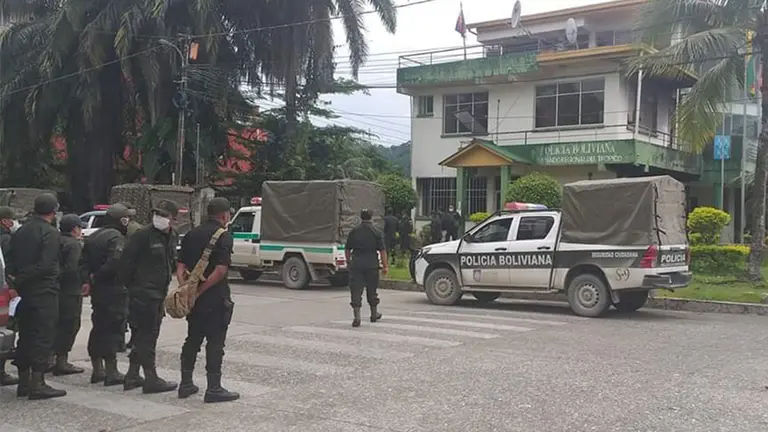 Imagen referencial del trabajo policial en Villa Tunari, el Trópico. Foto: RADIO SOBERAN&Iacute;A