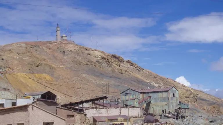 El Cerro Rico de Potos&iacute;, donde se encuentran las minas. EL POTOS&Iacute;