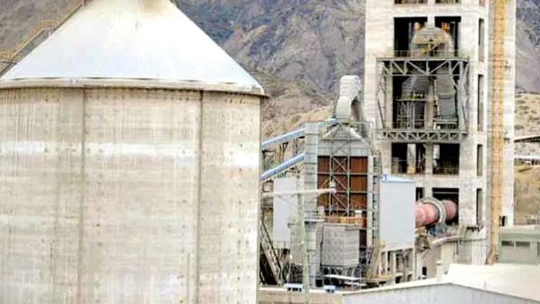 La planta de cemento de COBOCE, en Irpa Irpa, Capinota. ARCHIVO