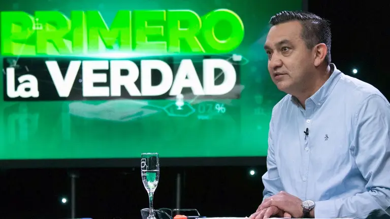 El ministro de la Presidencia, Yerko Núñez, en un programa de televisión el domingo. ABI