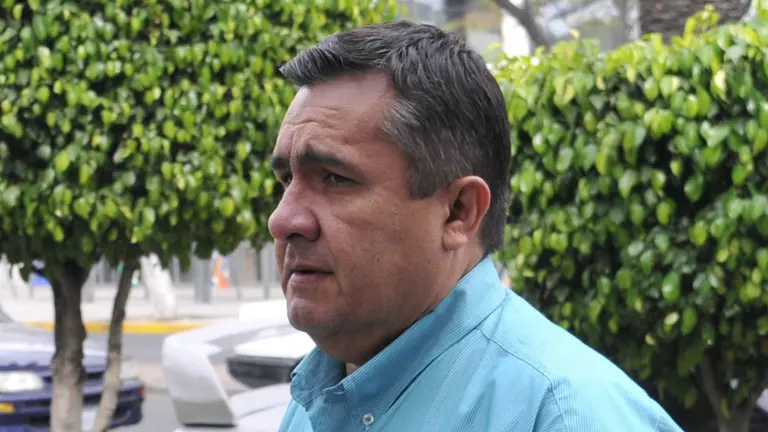 Robert Blanco, en su etapa como vicepresidente de la FBF, antes de una reuni&oacute;n. ARCHIVO OPINI&Oacute;N
