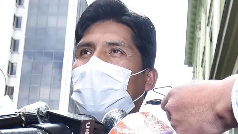 Franklin Flores, diputado del MAS durante una rueda de prensa. APG