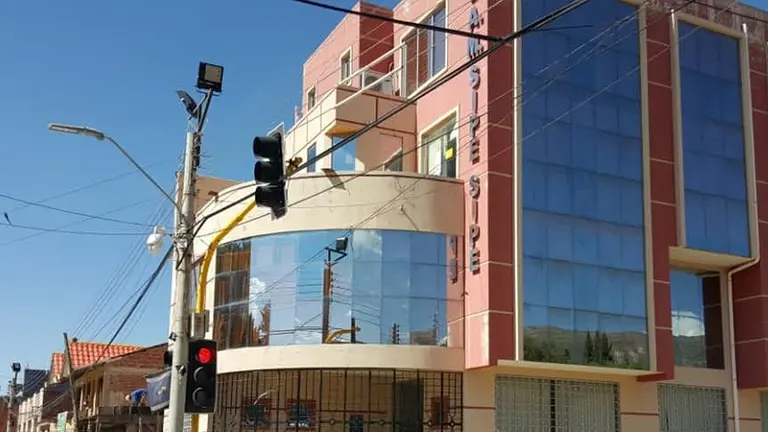 Imagen referencial del frontis de la Alcaldía de Sipe Sipe a puerta cerrada. ARCHIVO
