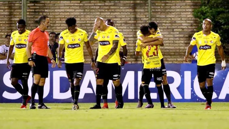 Vista de los jugadores de Barcelona de Ecuador. EFE