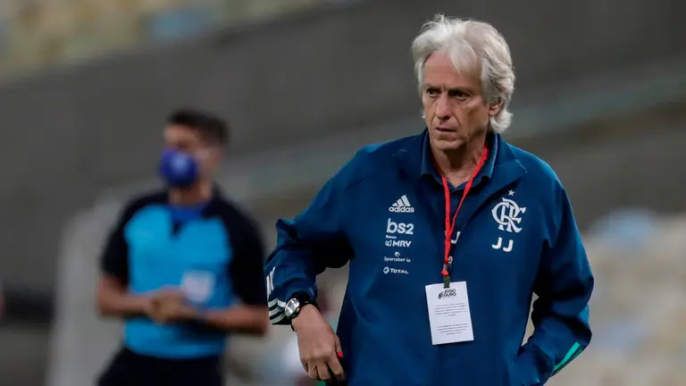 Jorge Jes&uacute;s, entrenador de Flamengo, durante el cotejo de anoche contra Bag&uacute; por el Campeonato Carioca. EFE