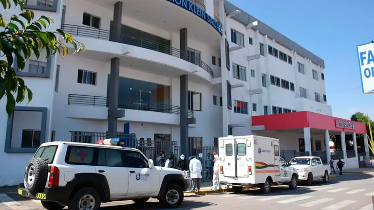 Frontis del hospital Solomon Klein. OPINION