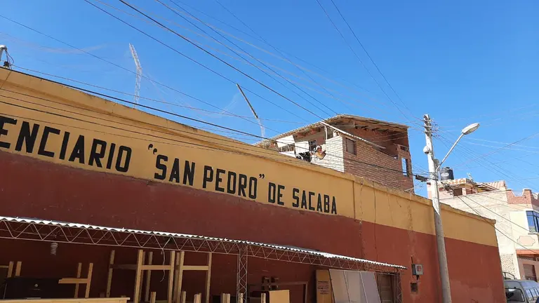 Privados de libertad del penal de San Pedro de Sacaba se amotinan exigiendo atención médica. FOTO- OPINIÓN