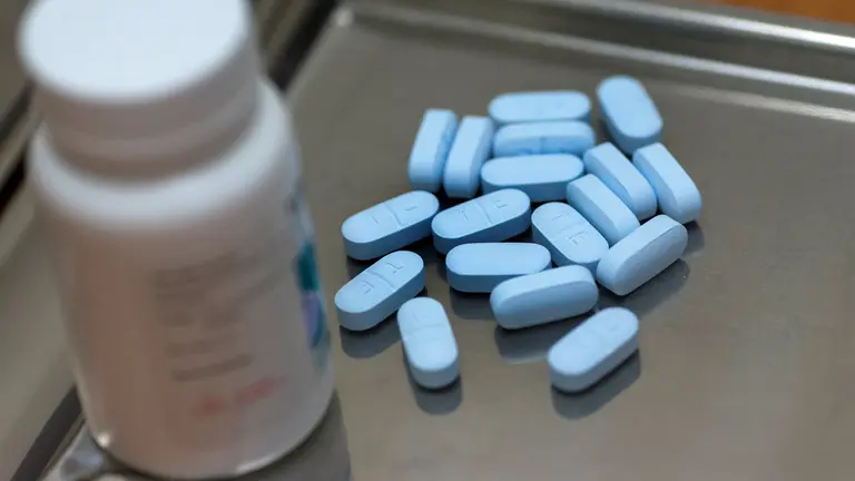 Resistencia a antibióticos se expande 10.000 veces más rápido de lo esperado.  EFE