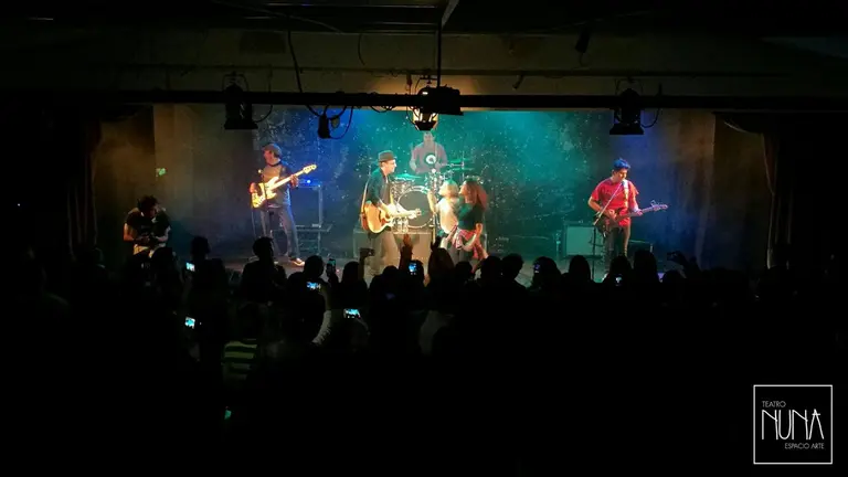 Avi&oacute;nica en vivo en el NUNA