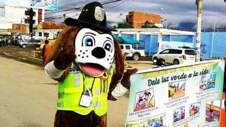 Muere el polic&iacute;a que daba vida a Paquito. Foto: Frecuencia Policial