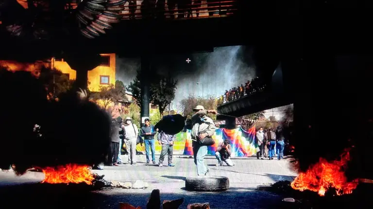Movilizaciones y enfrentamientos en El Alto