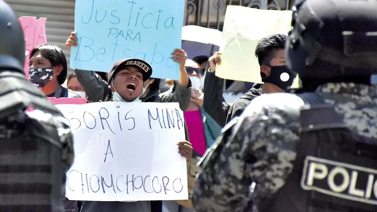 F1-POLICIAL-PROTESTA-TEMA-CONCILIACI&Oacute;N-SOLIS