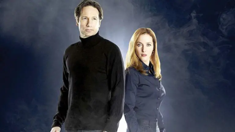 Los actores estadounidenses David Duchovny y Gillian Anderson.