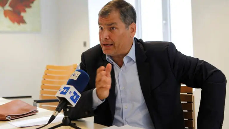 El expresidente ecuatoriano Rafael Correa durante una entrevista. FOTO- EFE