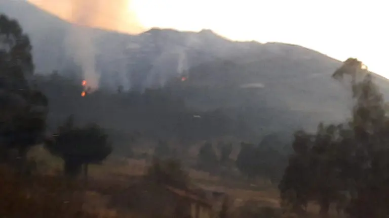 Una imagen del incendio en Tiraque. Gobernaci&oacute;n
