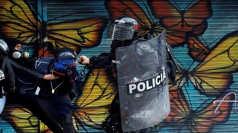 Protesta en contra de la violencia policial en Volombia. EFE