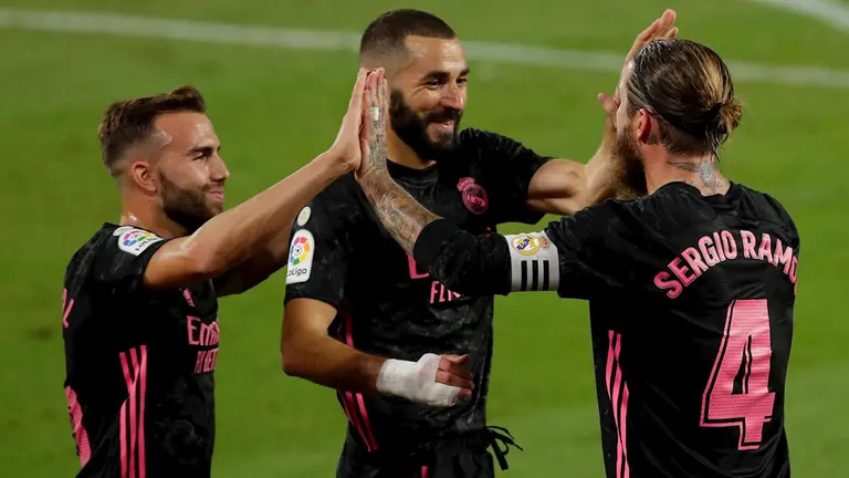 Madrid sufre para lograr primer triunfo, con gol de penalti de Ramos. EFE