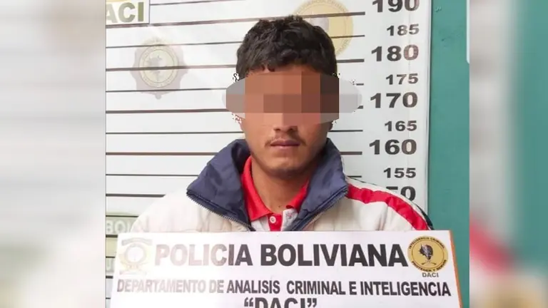 El delincuente capturado en Cochabamba. Frecuencia Policial Cochabamba.