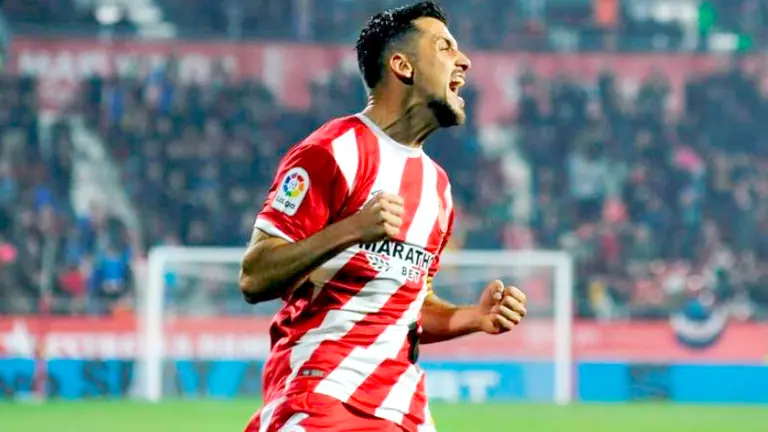 El centrocampista, Álex Granell con la camiseta del Girona FC. EFE