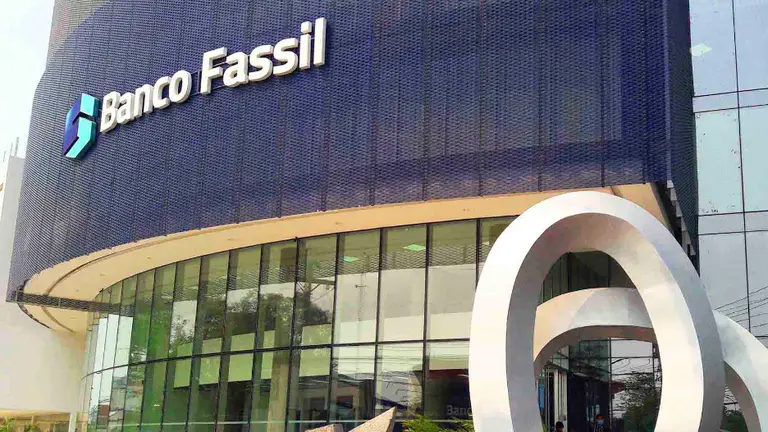Agencia situada en el cuarto anillo de Santa Cruz. Gentileza Banco Fassil
