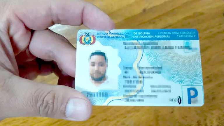 Licencia de conducir en Bolivia, categor&iacute;a &ldquo;P&rdquo;. ARCHIVO