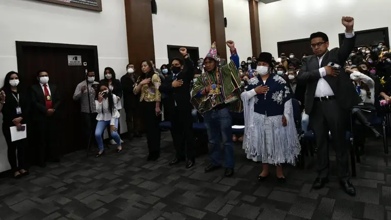 El ministro de Justicia, Iv&aacute;n Lima, posesion&oacute; este jueves a cinco viceministros que lo acompa&ntilde;ar&aacute;n en su gesti&oacute;n. (APG)