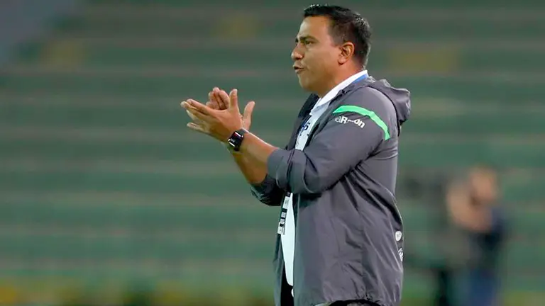 El entrenador de Bolivia, el venezolano César Farías. EFE