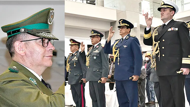 El comandante general de la Policía, coronel Jhonny Aguilera (i). La posesión del alto mando militar (d). APG