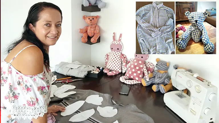 Dayna Molina, creadora de Sigo Contigo, en el taller donde tiene los moldes que dan vida a los ositos hechos a partir de prendas de vestir de difuntos. Sigo Contigo