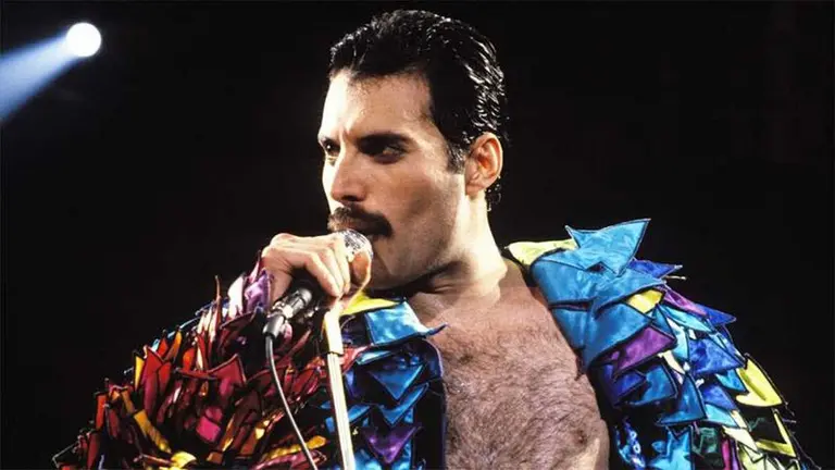 Freddy Mercury, vocalista de Queen. Dailymotion