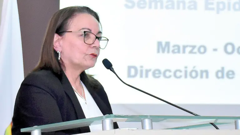 La exministra de Salud, Eidy Roca en una foto del 25 de noviembre de 2020.  ARCHIVO