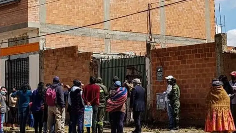 Realizan reconstrucción de la muerte de la niña Esther en El Alto. FOTO- Articulación de Mujeres y Feministas Pluridiversas
