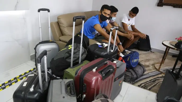 Los jugadores de la Selección Nacional Sub 20, antes de emprender el viaje. Prensa FBF
